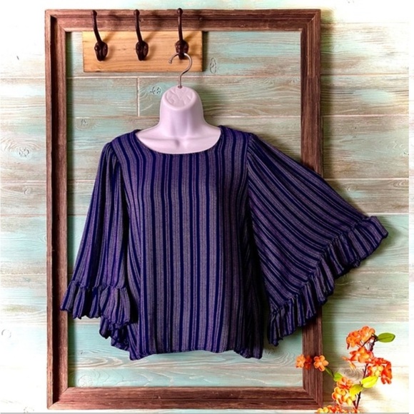 Anthropologie Drew Whitney Striped
Bell Sleeve Top - Picture 3 of 7